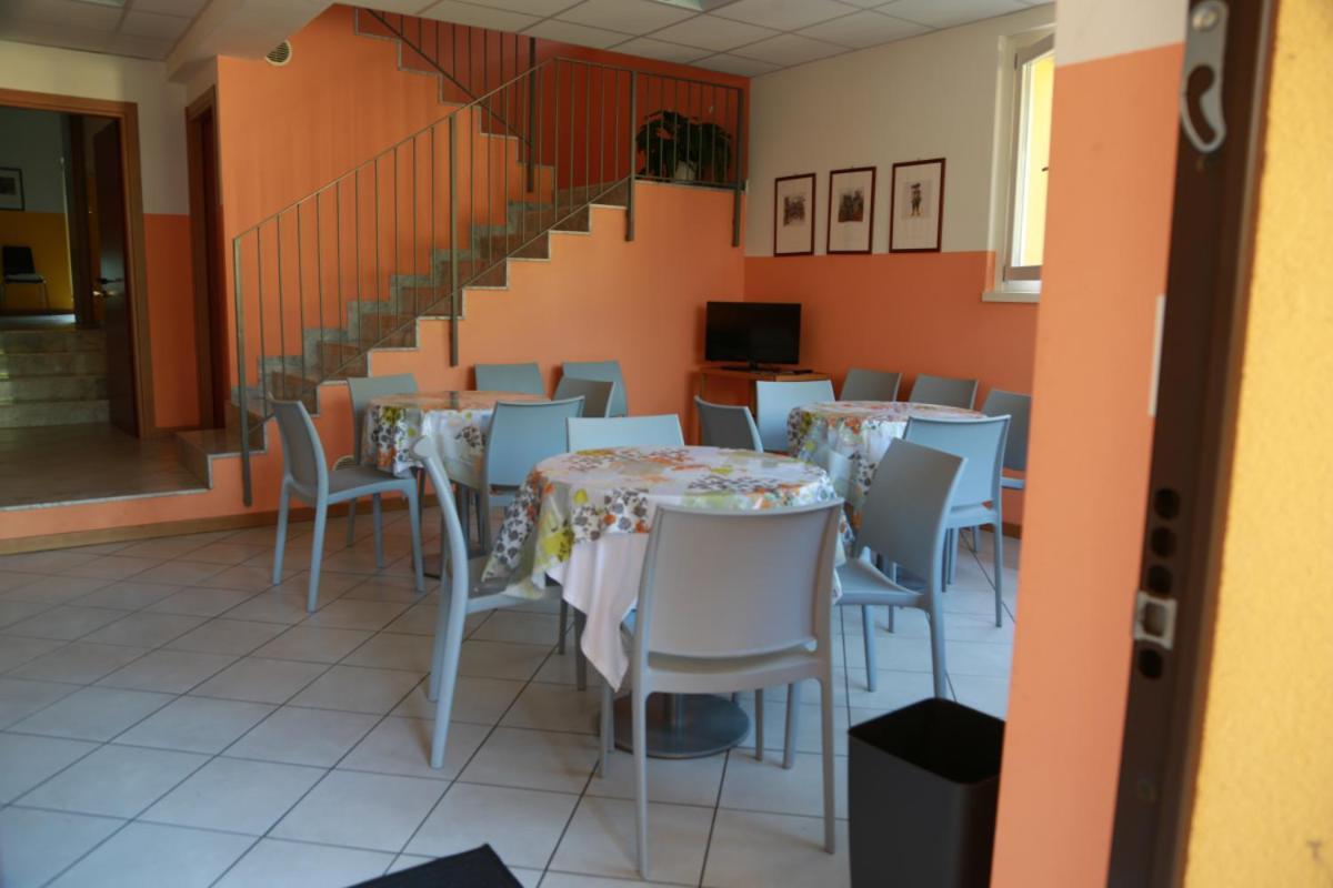 Ostello Residenza Molinatto Oggiono Zewnętrze zdjęcie